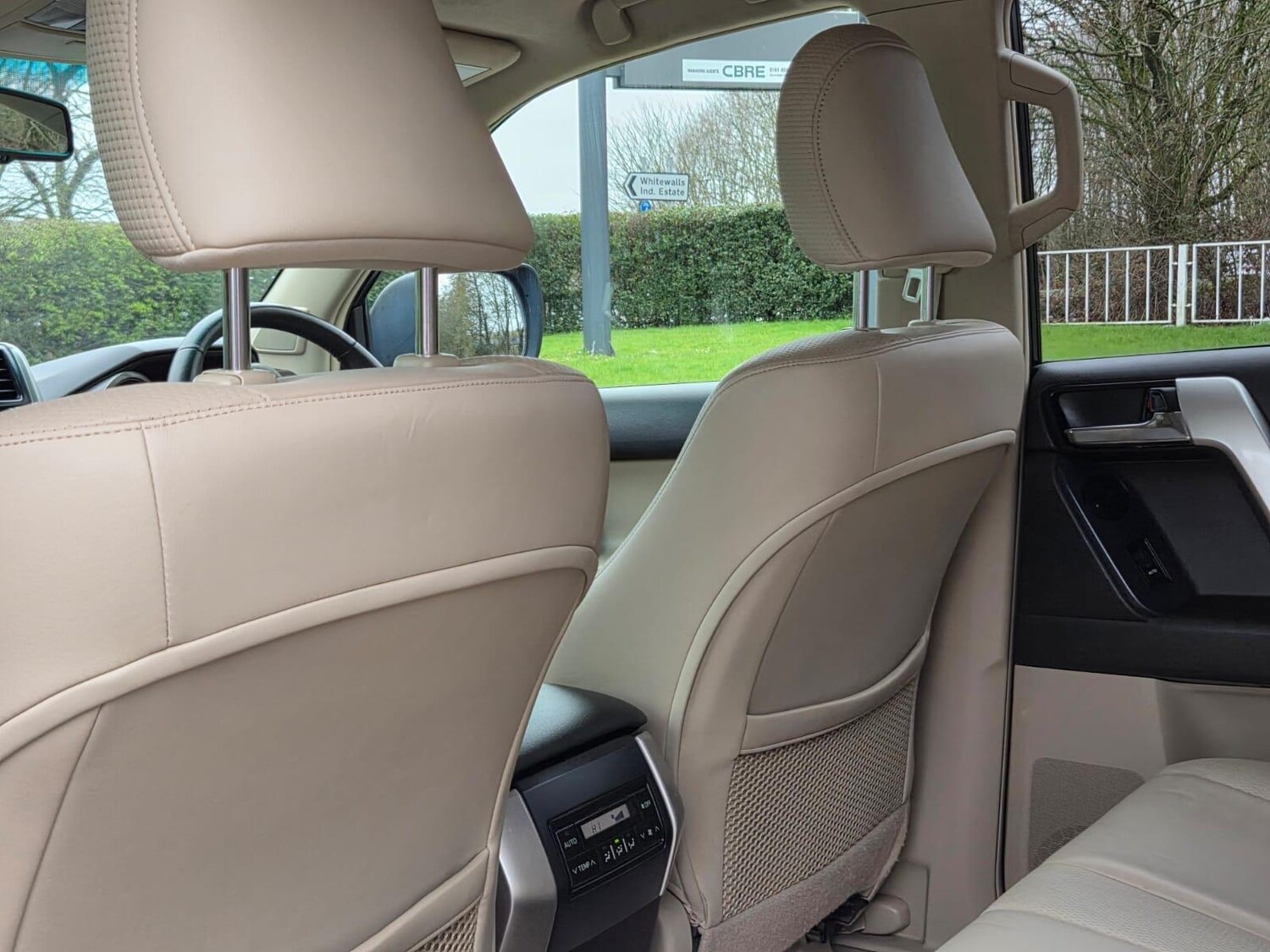 Used Toyota Land Cruiser for sale - 77783733: Photo 64