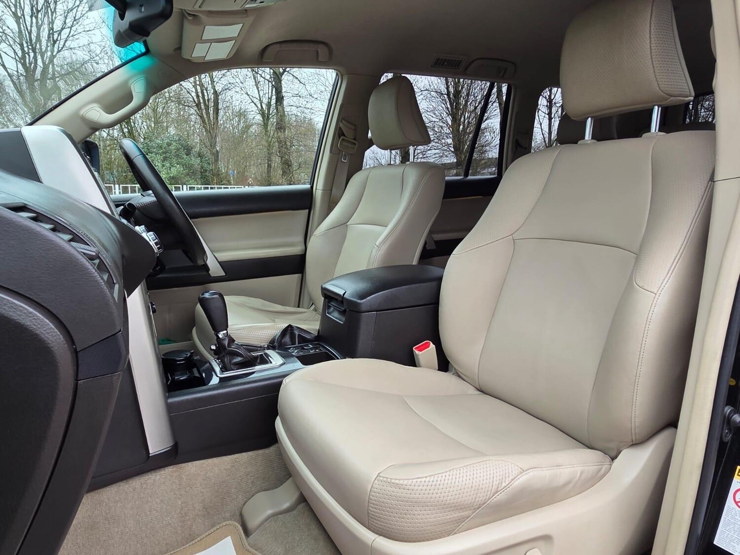 Used Toyota Land Cruiser for sale - 77783733: Photo 8