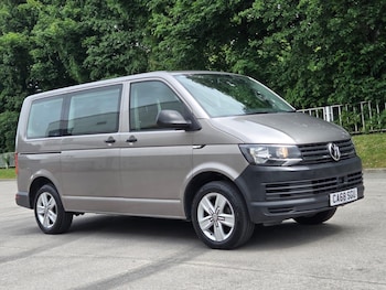 Used Volkswagen Transporter Shuttle 2019 for sale - 78772479: Photo