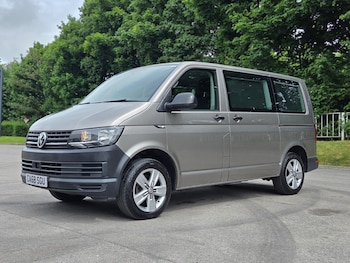 Used Volkswagen Transporter Shuttle 2019 for sale - 78772479: Photo