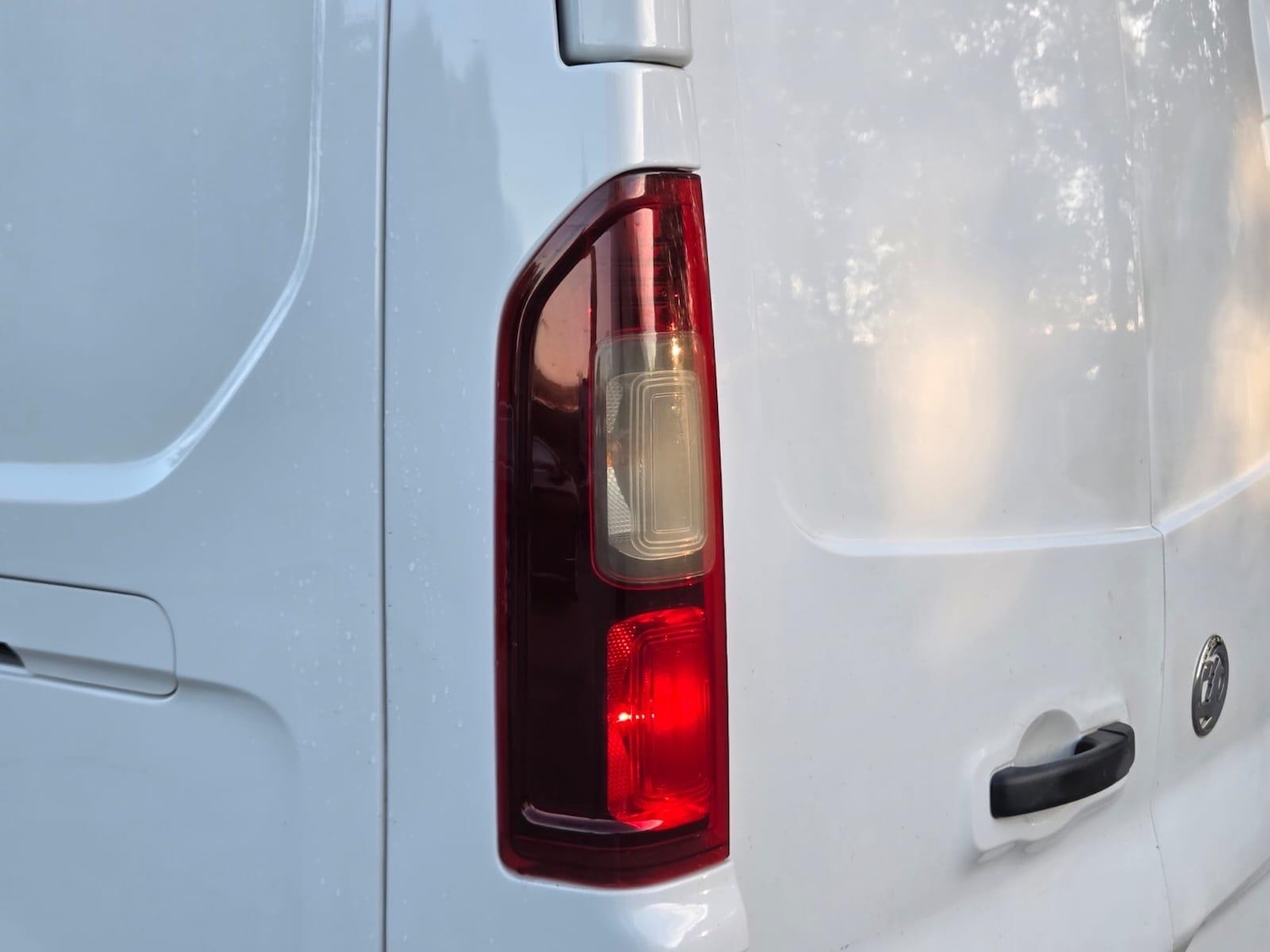 Used Vauxhall Vivaro 2015 for sale - 76377810: Photo 52