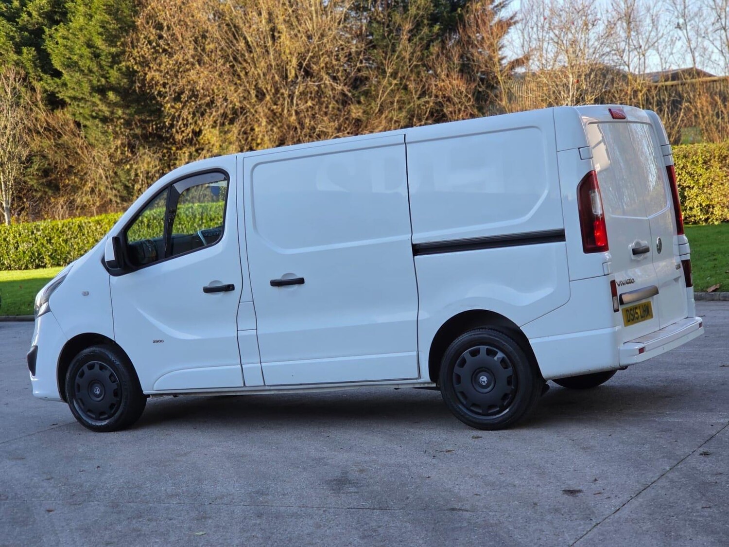 Used Vauxhall Vivaro 2015 for sale - 76633199: Photo 6