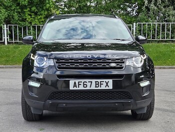 Used Land Rover Discovery Sport 2017 for sale - 78586404: Photo