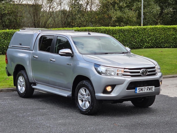 Used Toyota Hilux 2017 for sale - 75166869: Photo 1