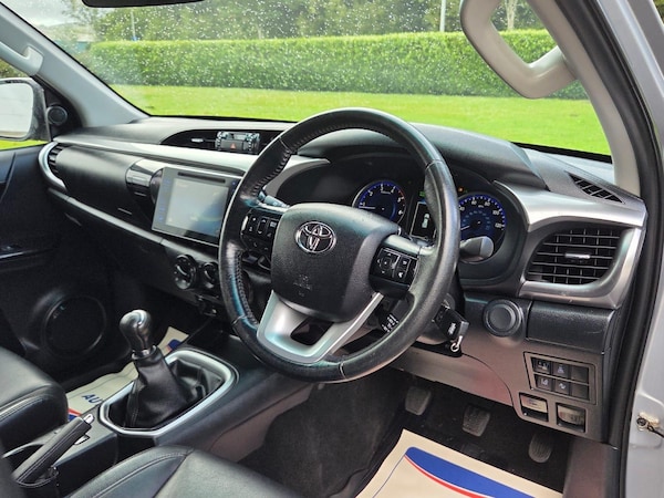 Used Toyota Hilux 2017 for sale - 75166869: Photo 23