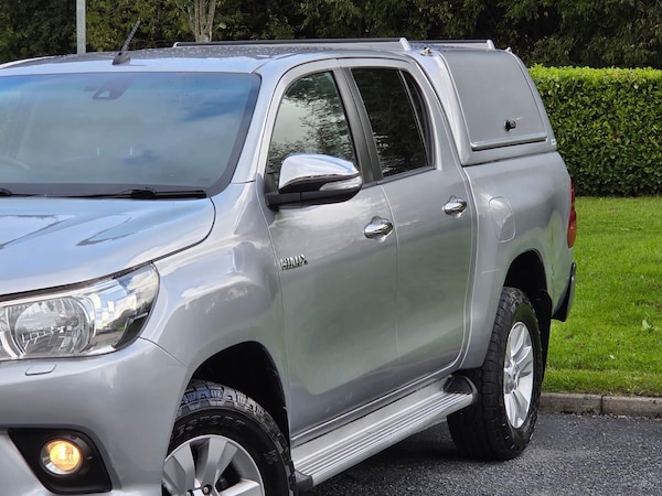 Used Toyota Hilux 2017 for sale - 75166869: Photo 32