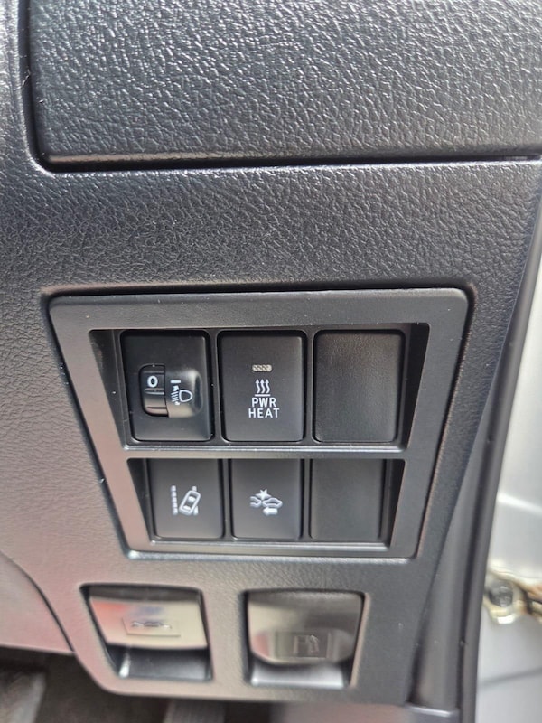 Used Toyota Hilux 2017 for sale - 75166869: Photo 35