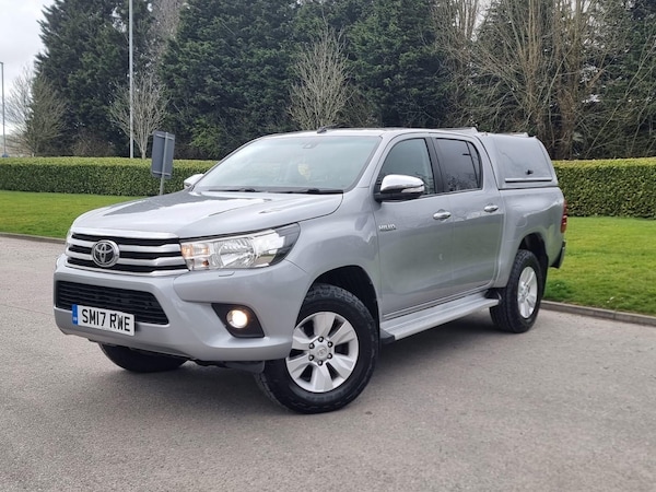 Used Toyota Hilux 2017 for sale - 75166869: Photo 75