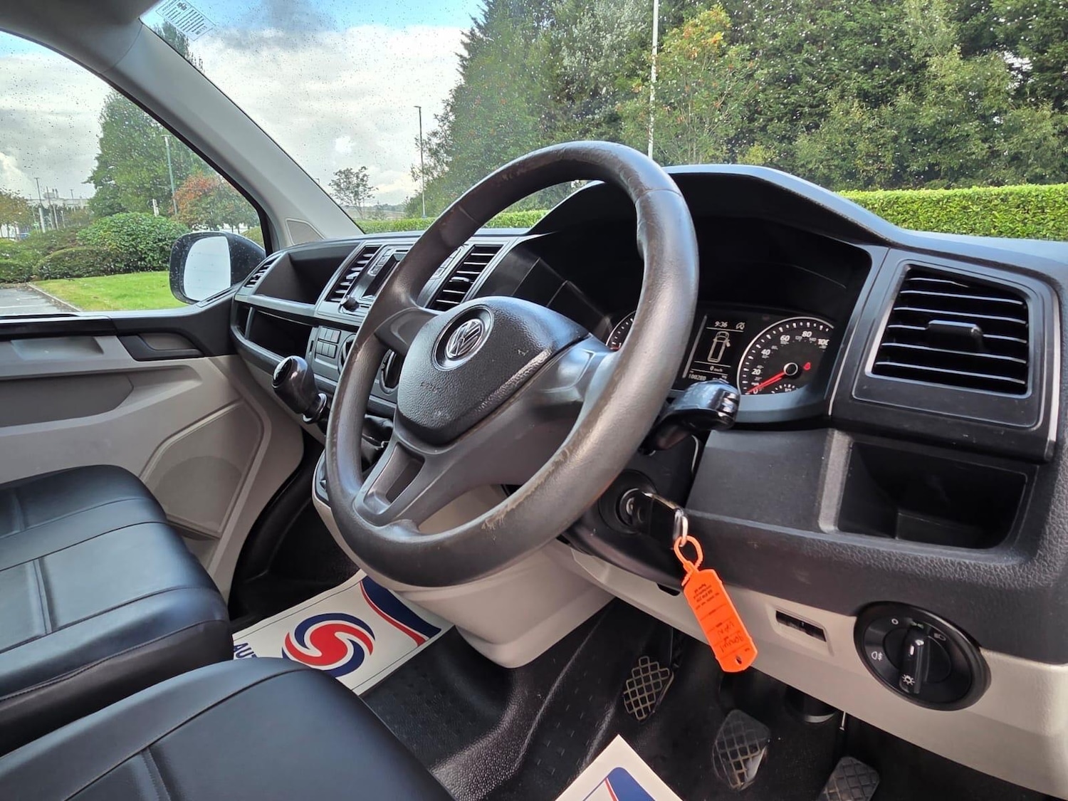 Used Volkswagen Transporter 2018 for sale - 76766013: Photo 13