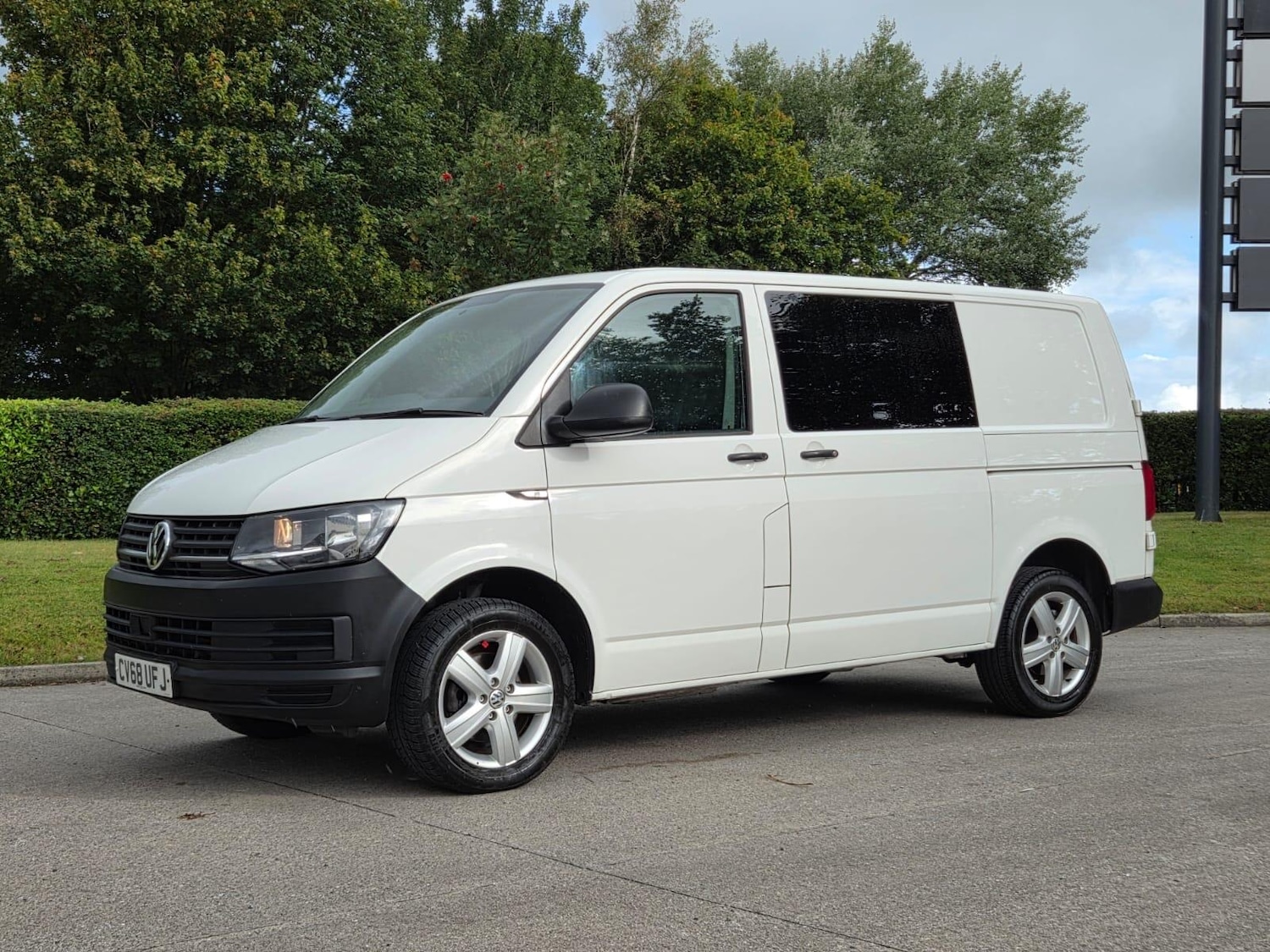 Used Volkswagen Transporter 2018 for sale - 76766013: Photo 36