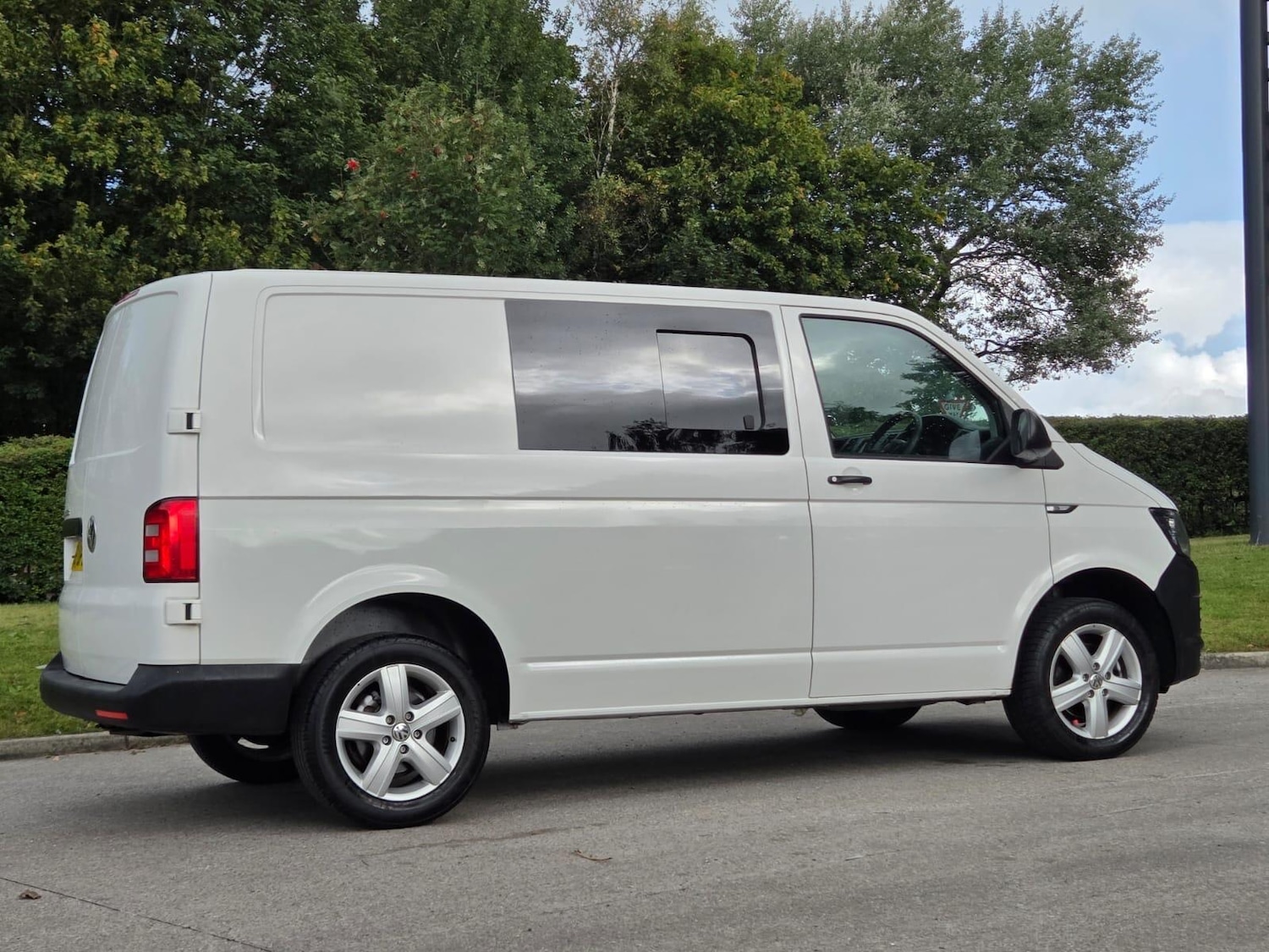Used Volkswagen Transporter 2018 for sale - 76766013: Photo 48