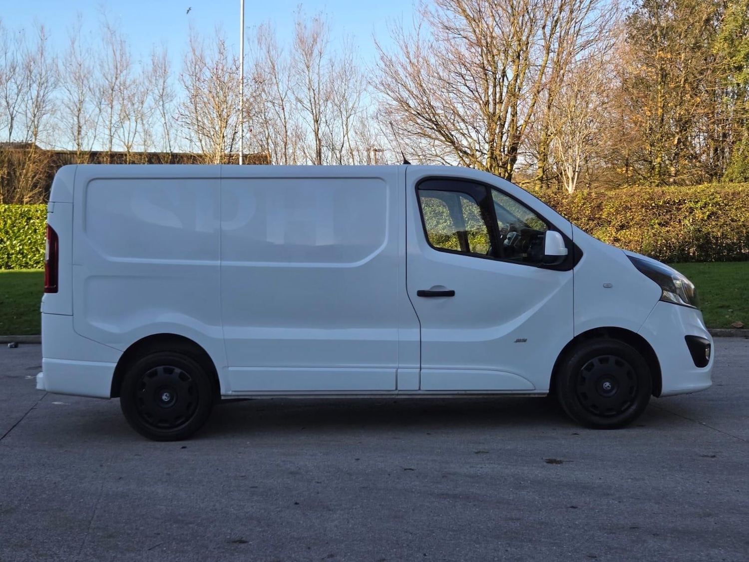 Used Vauxhall Vivaro 2015 for sale - 76991985: Photo 5