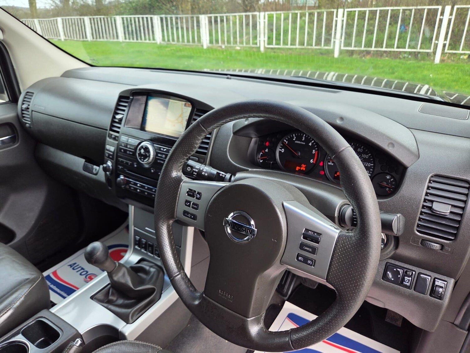 Used Nissan Navara 2014 for sale - 77823719: Photo 44