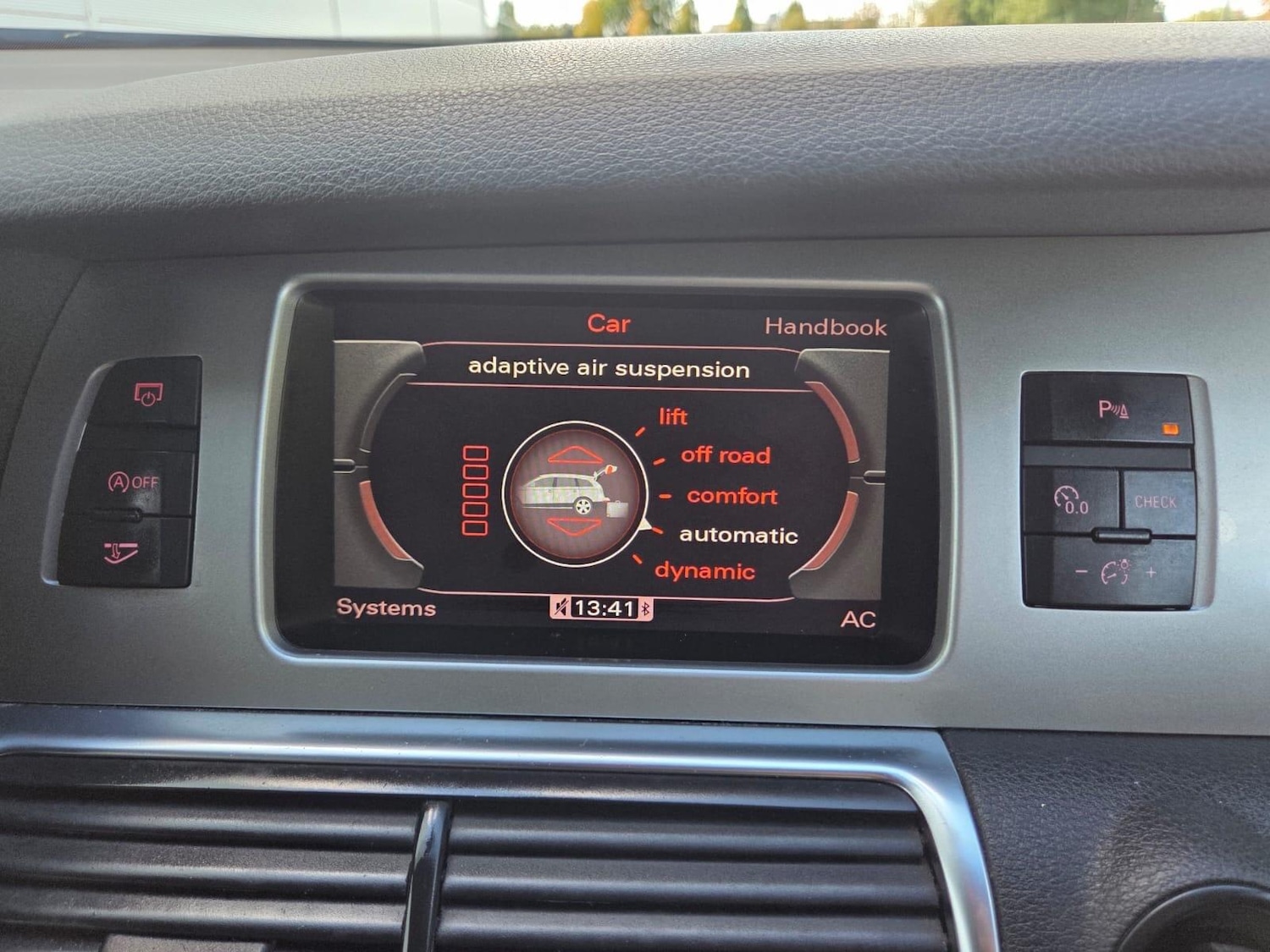 Used Audi Q7 2011 for sale - 76024780: Photo 25