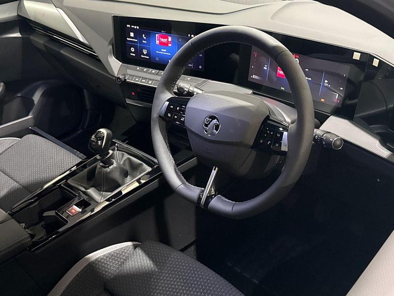 Used Vauxhall Astra 2025 for sale - 77326900: Photo 3