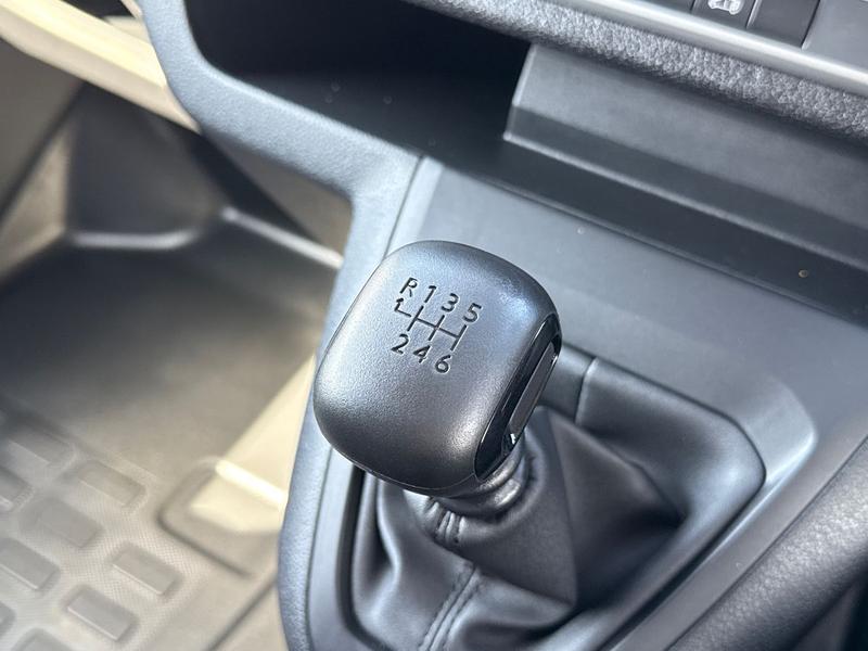 Used Vauxhall Vivaro 2025 for sale - 76847515: Photo 21