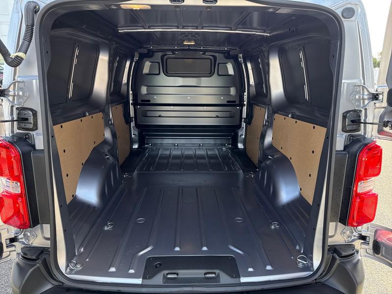 Used Vauxhall Vivaro 2025 for sale - 76847515: Photo 9