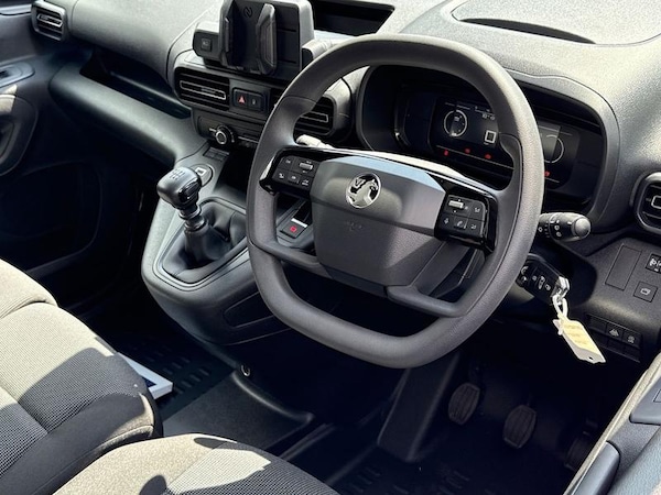 Used Vauxhall Combo 2025 for sale - 74791363: Photo 3