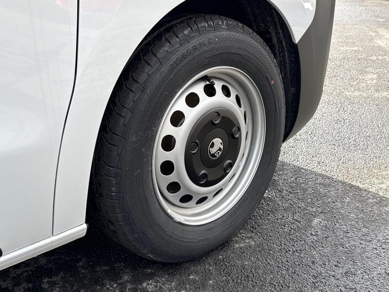 Used Vauxhall Vivaro 2025 for sale - 76296798: Photo 4