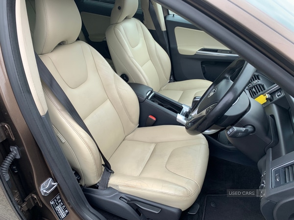 Used Volvo XC60 2014 for sale - 77754529: Photo 6