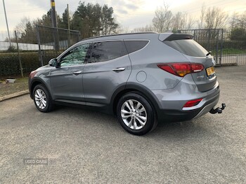 Used Hyundai Santa Fe 2017 for sale - 77809406: Photo
