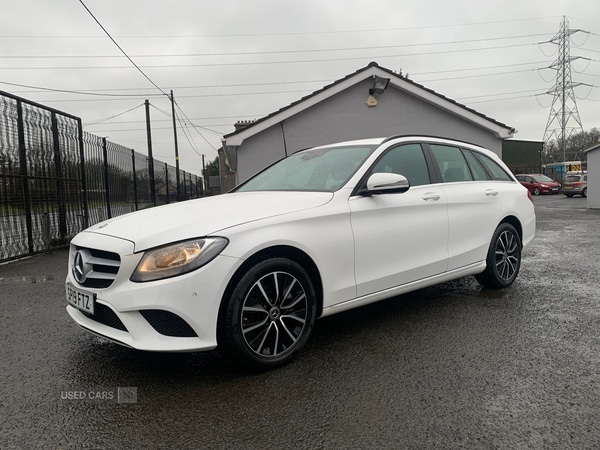 Used Mercedes-Benz C Class 2019 for sale - 77457035: Photo 2