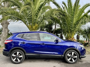 Used Nissan Qashqai 2015 for sale - 77027869: Photo