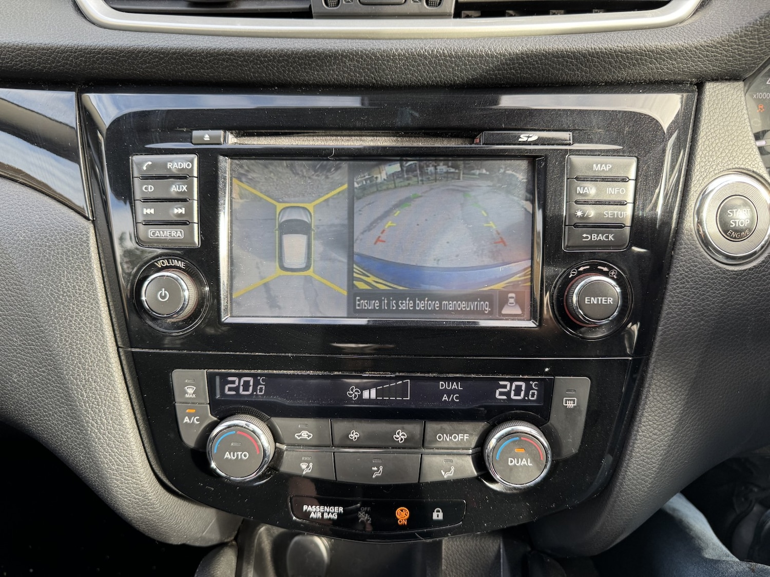 Used Nissan Qashqai 2015 for sale - 77027869: Photo 9