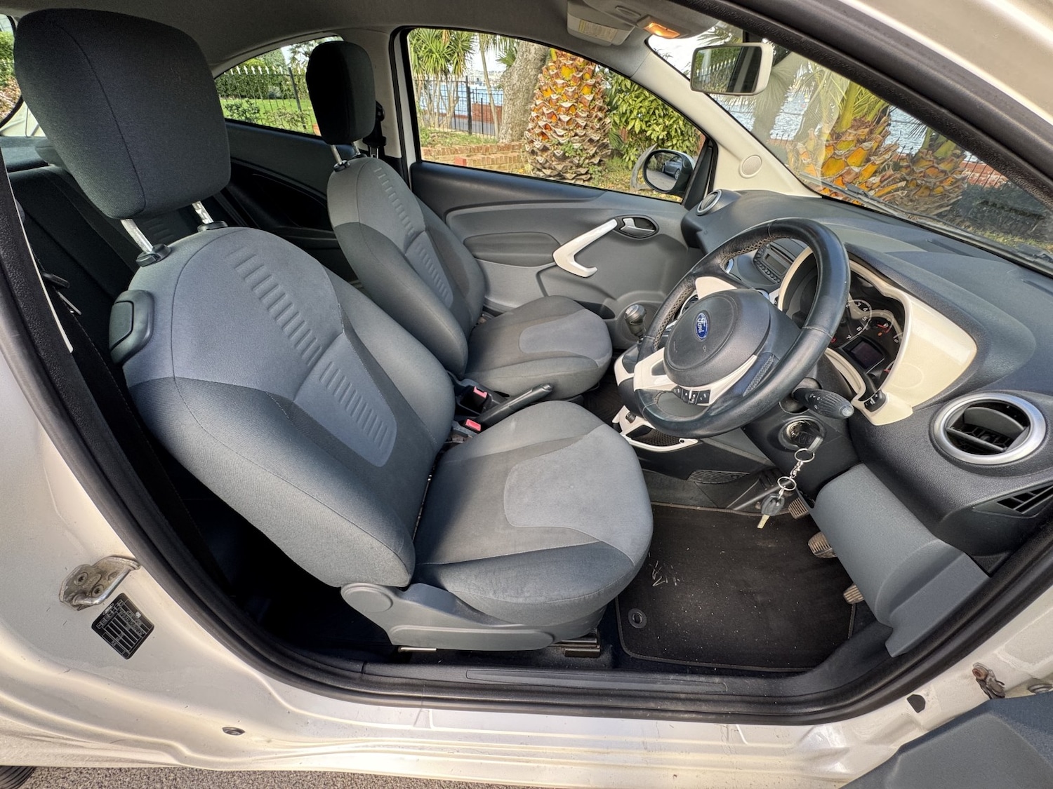 Used Ford Ka 2012 for sale - 76510980: Photo 11