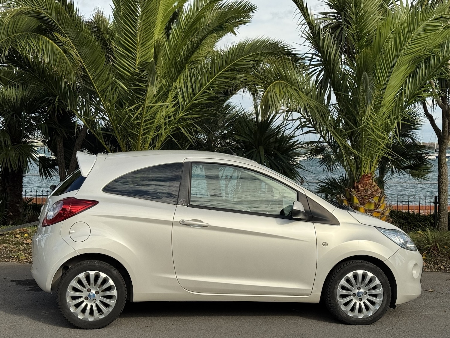 Used Ford Ka 2012 for sale - 76510980: Photo 2