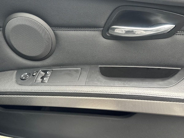 Used BMW 3 Series 2010 for sale - 76257710: Photo 19