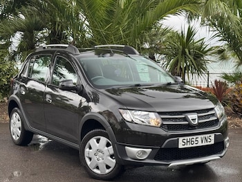 Used Dacia Sandero Stepway 2015 for sale - 75898533: Photo