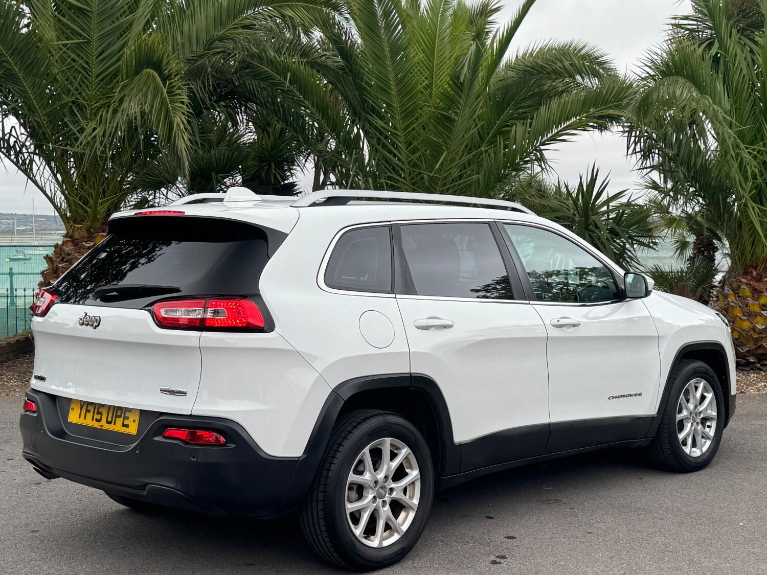 Used Jeep Cherokee 2015 for sale - 76075977: Photo 3