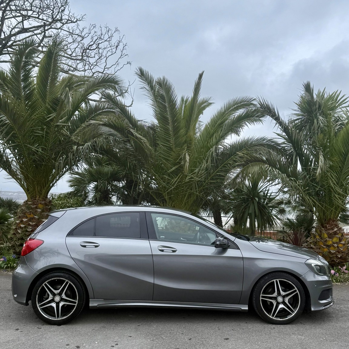 Used Mercedes-Benz A-Class 2015 for sale - 77694383: Photo 2