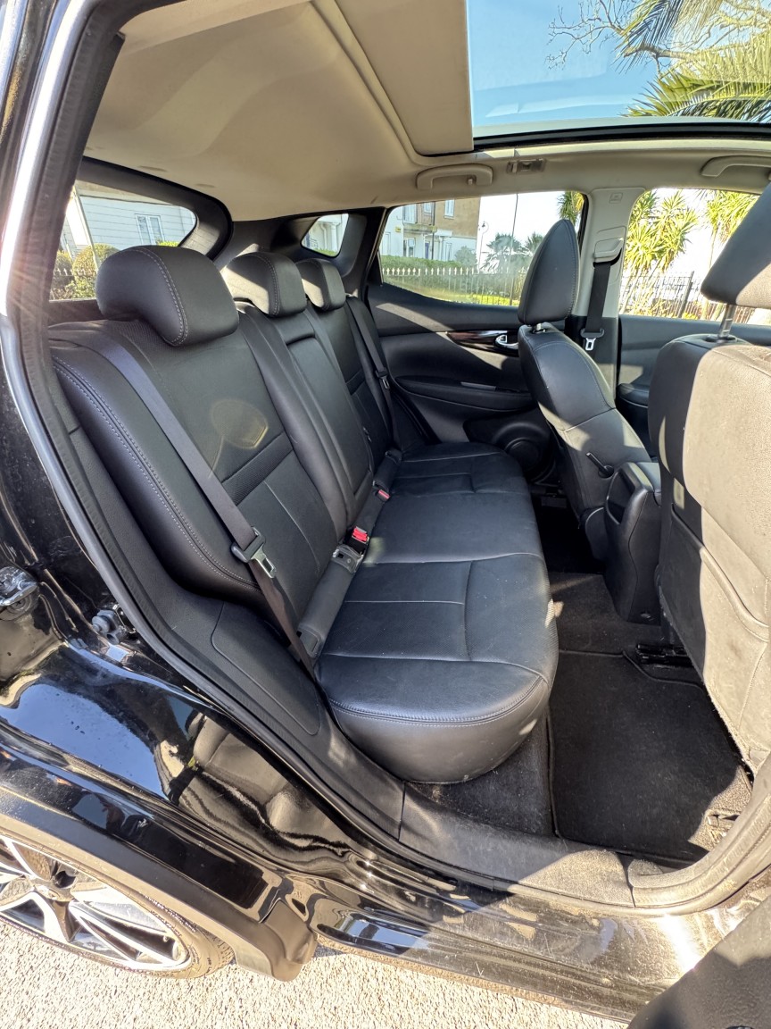 Used Nissan Qashqai 2015 for sale - 77735840: Photo 10