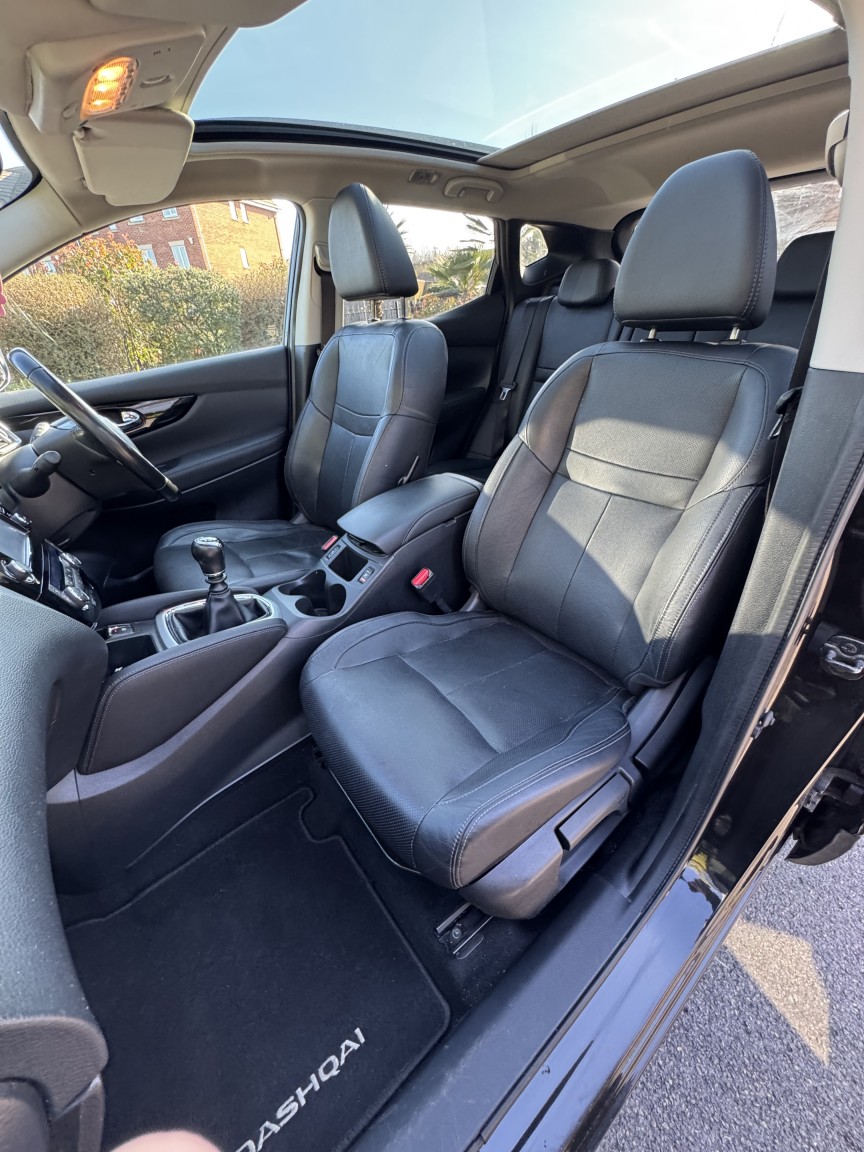 Used Nissan Qashqai 2015 for sale - 77735840: Photo 15