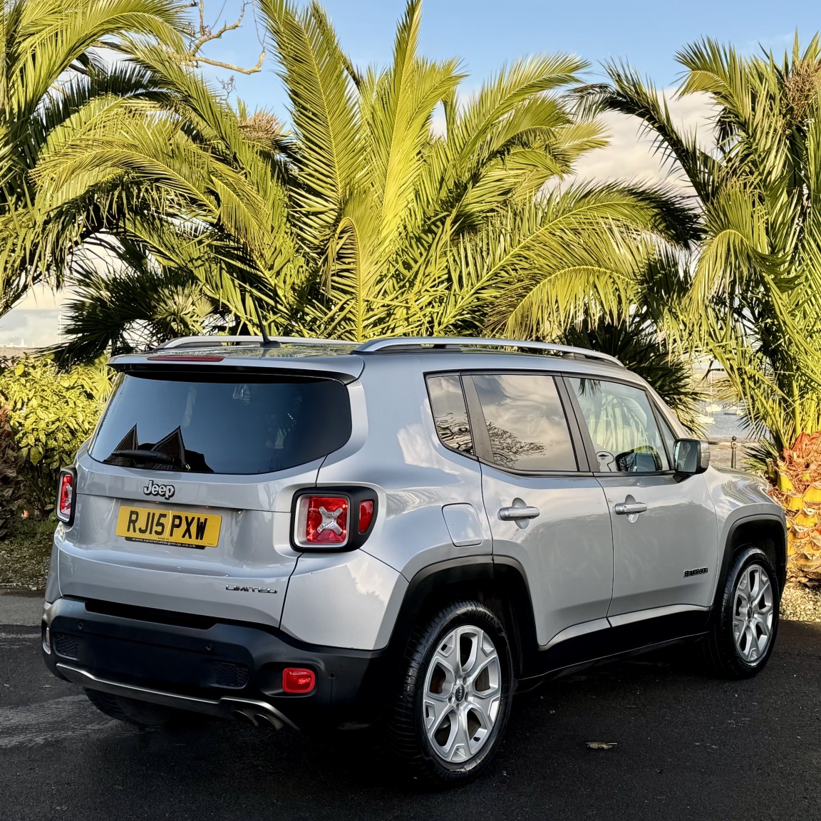 Used Jeep Renegade 2015 for sale - 76877548: Photo 3