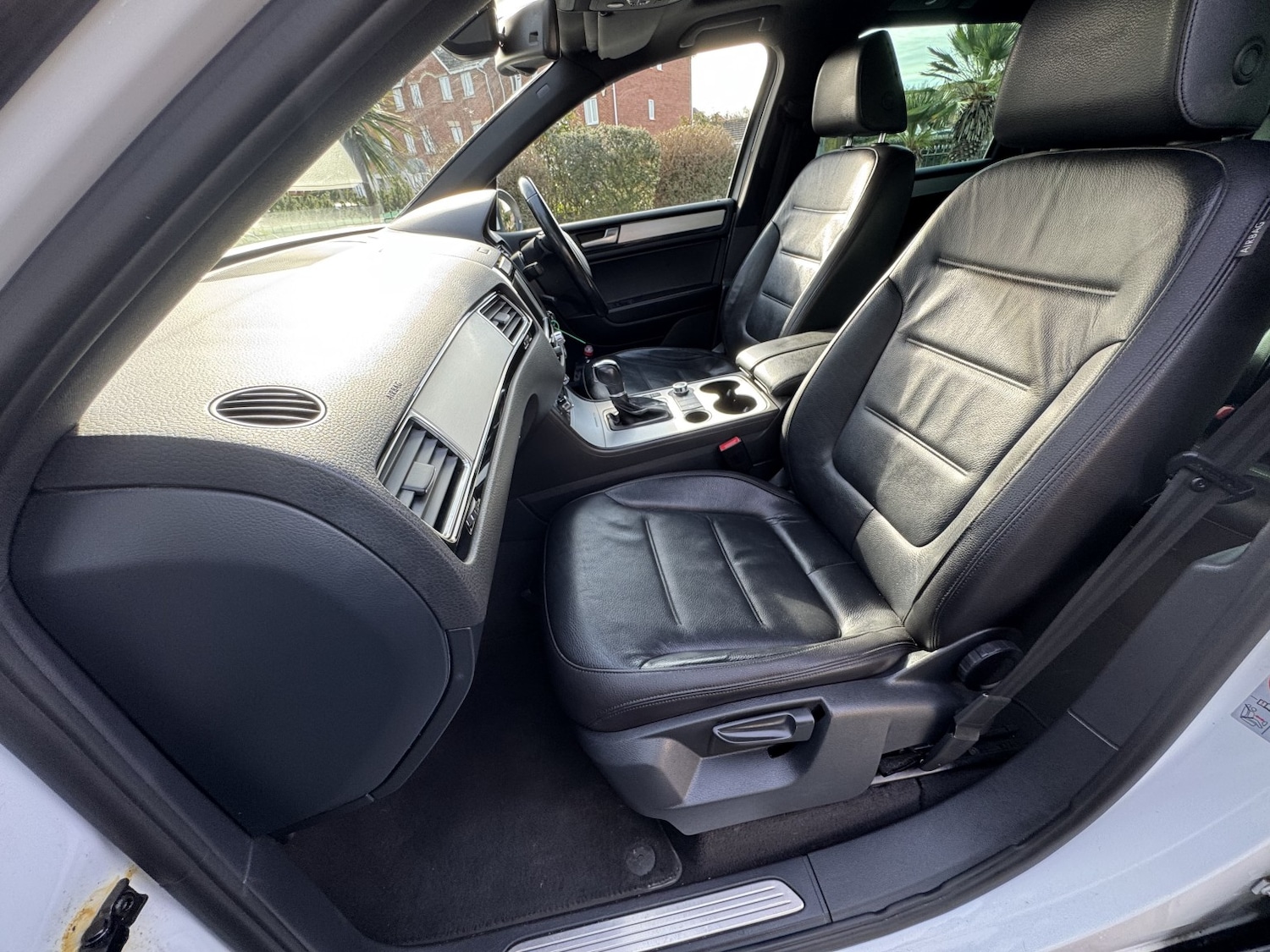 Used Volkswagen Touareg 2012 for sale - 77721217: Photo 17