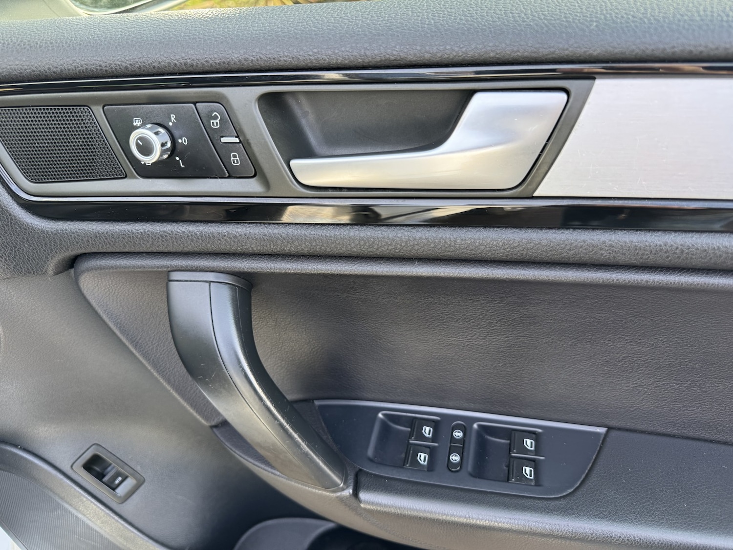 Used Volkswagen Touareg 2012 for sale - 77721217: Photo 19