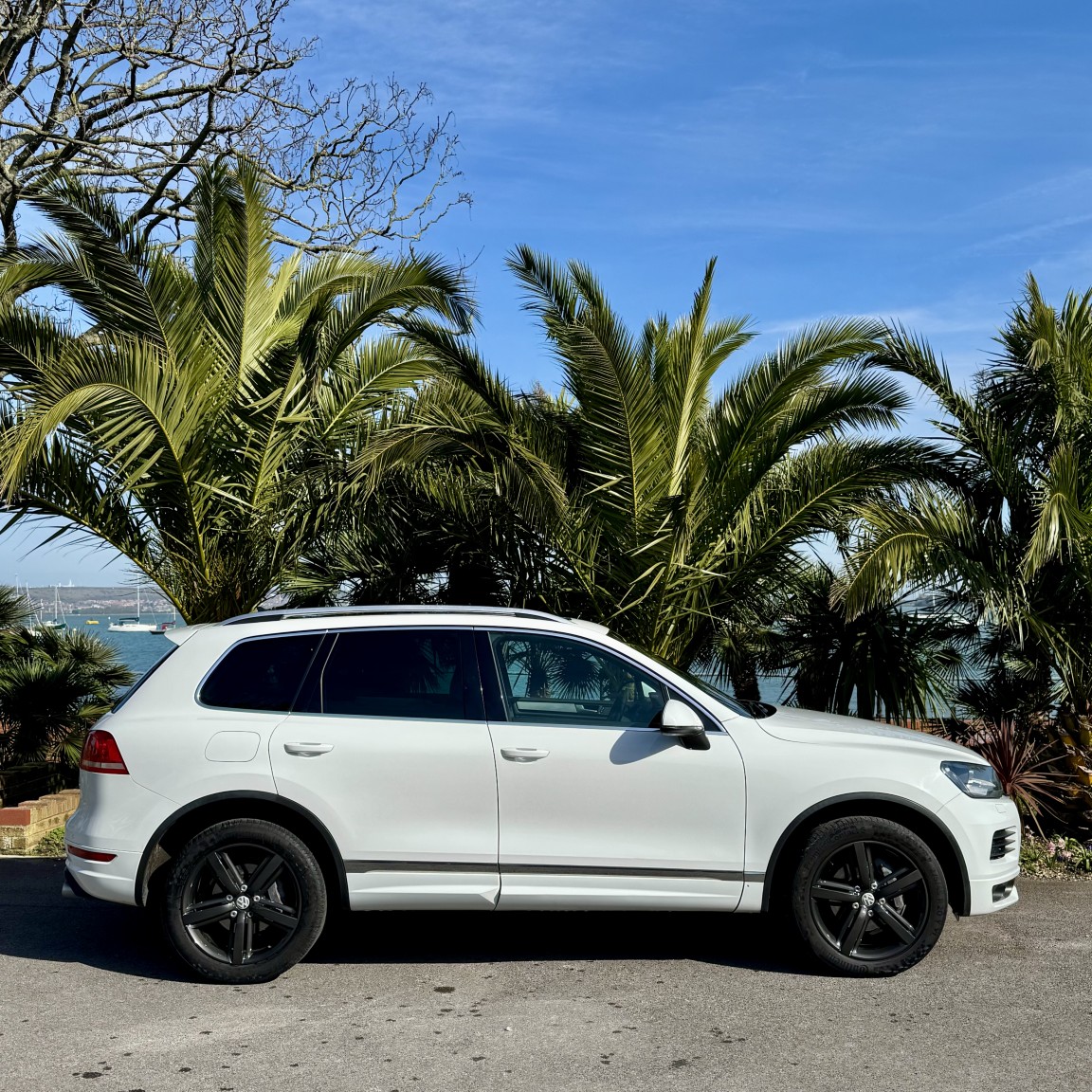 Used Volkswagen Touareg 2012 for sale - 77721217: Photo 2