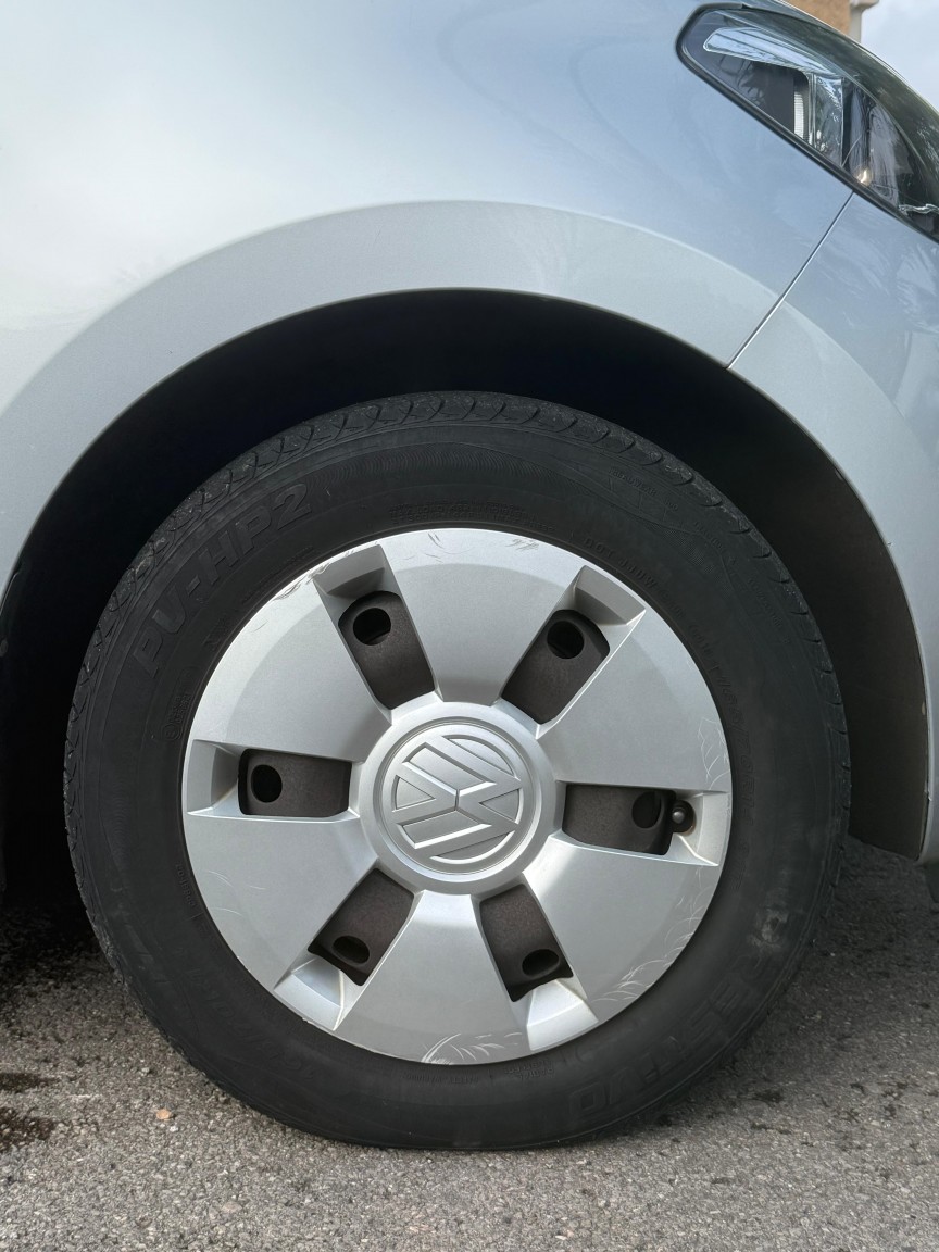 Used Volkswagen up! 2013 for sale - 76559978: Photo 18