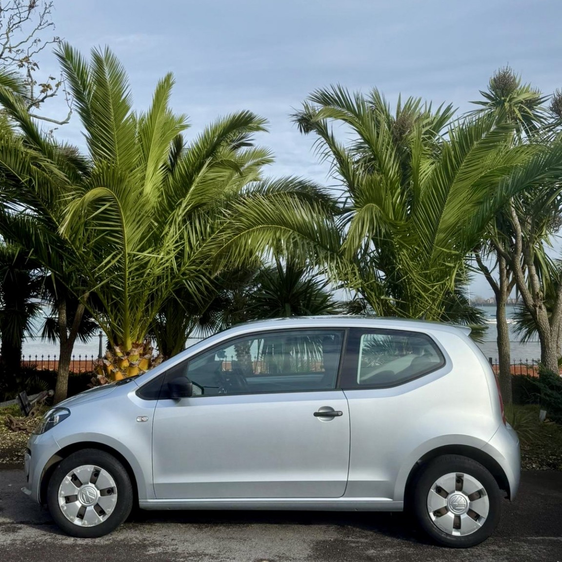 Used Volkswagen up! 2013 for sale - 76559978: Photo 6