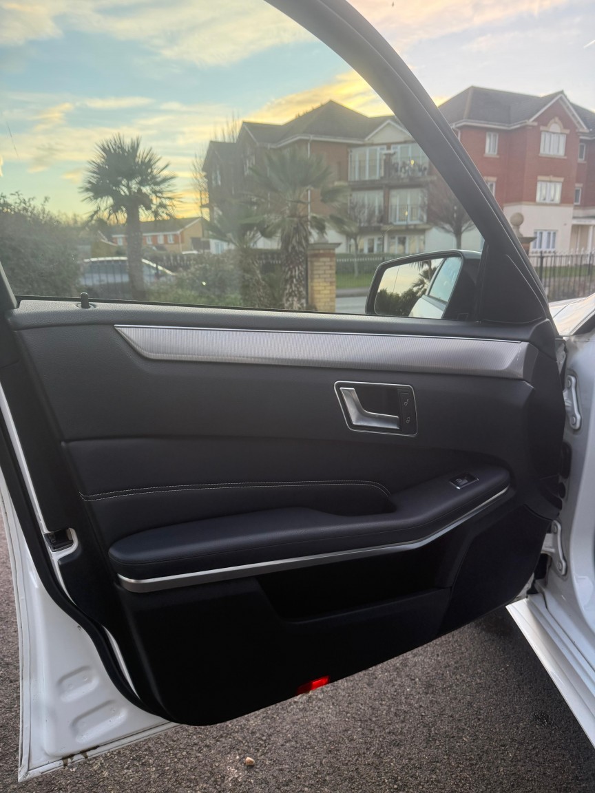 Used Mercedes-Benz E Class 2015 for sale - 77357264: Photo 10