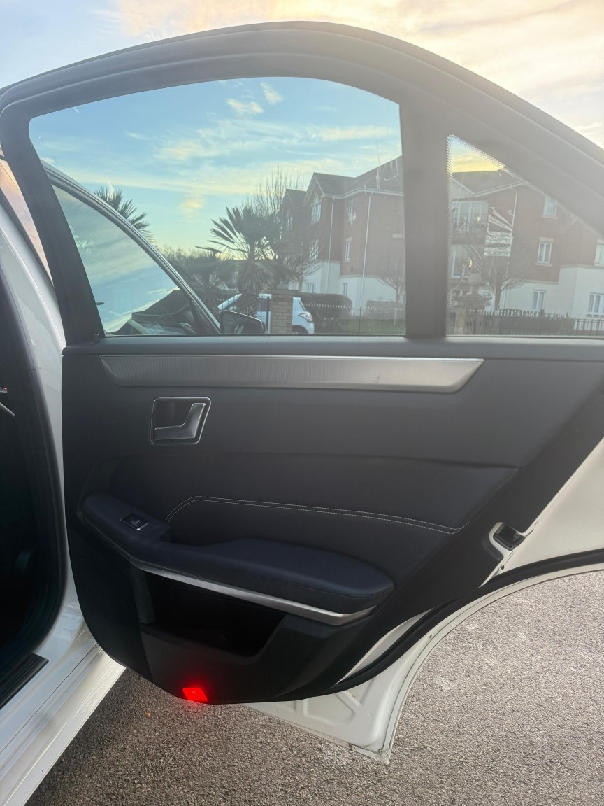 Used Mercedes-Benz E Class 2015 for sale - 77357264: Photo 12