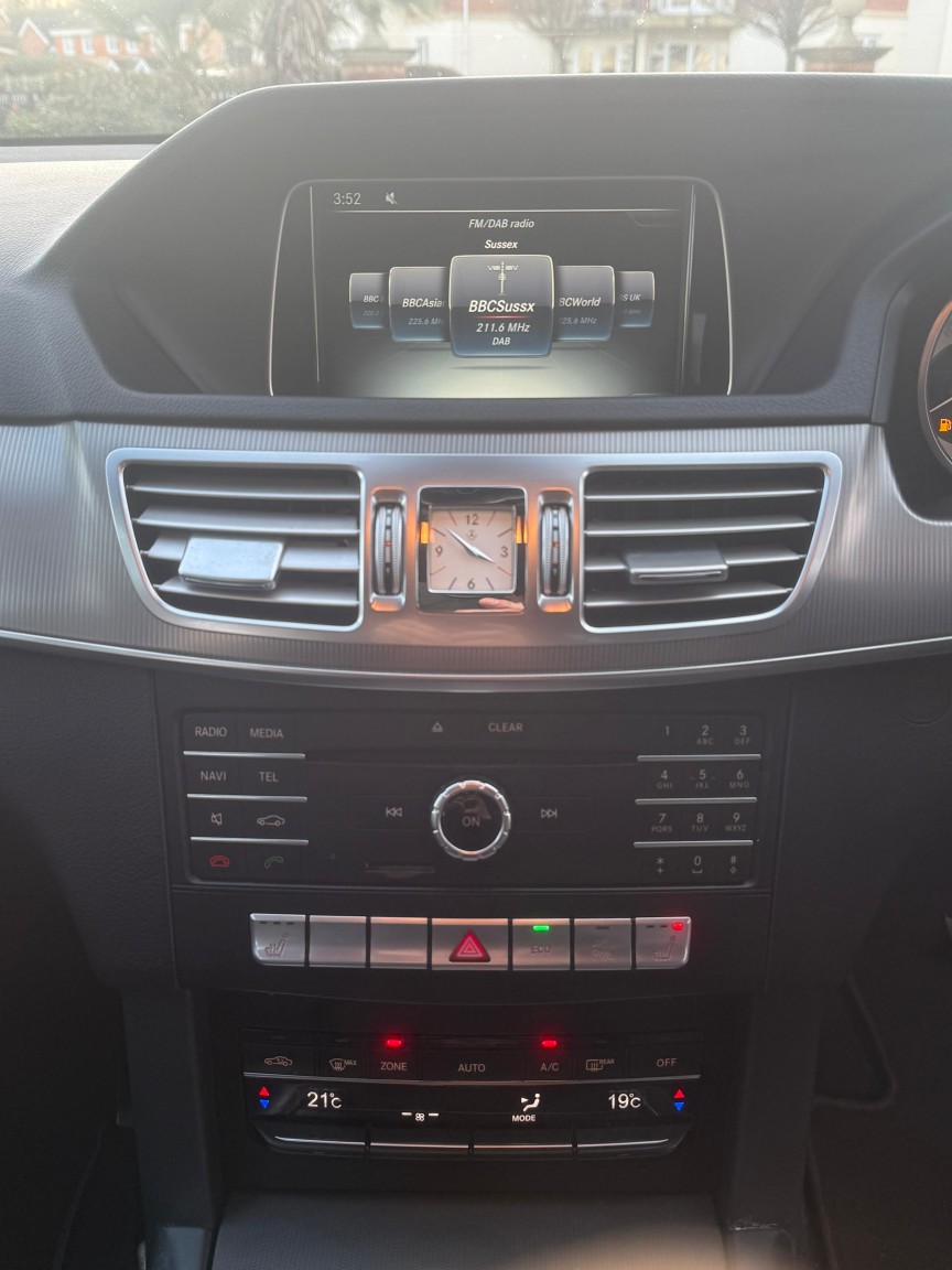 Used Mercedes-Benz E Class 2015 for sale - 77357264: Photo 17