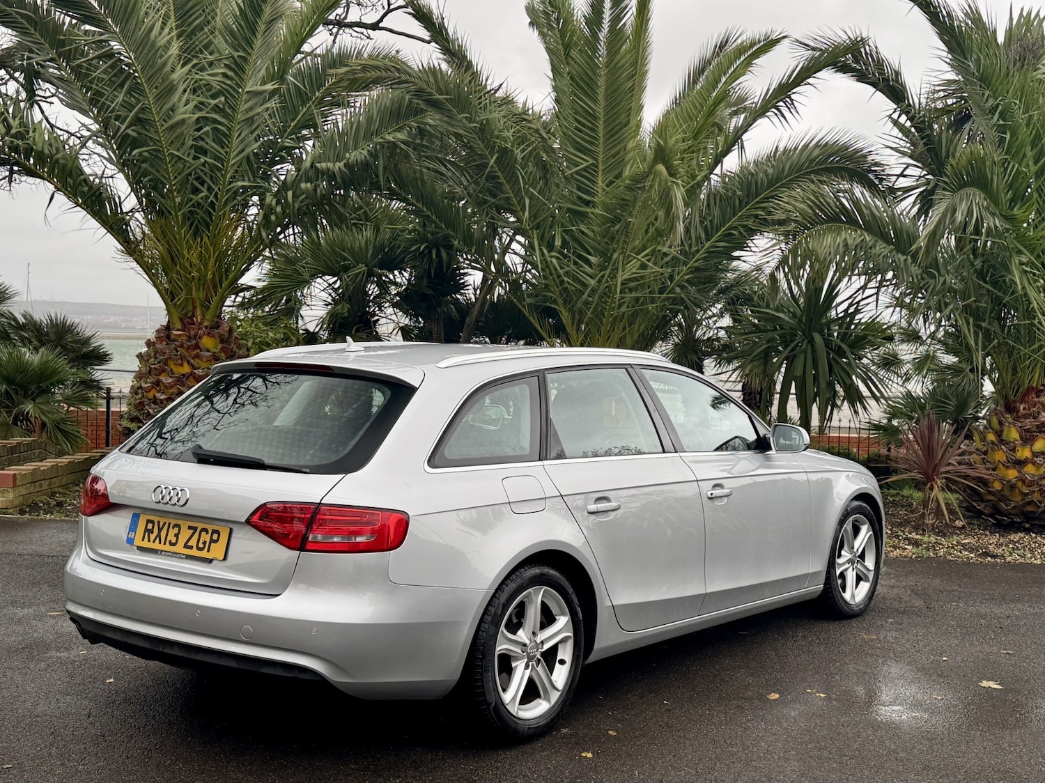 Used Audi A4 Avant 2013 for sale - 76777034: Photo 3