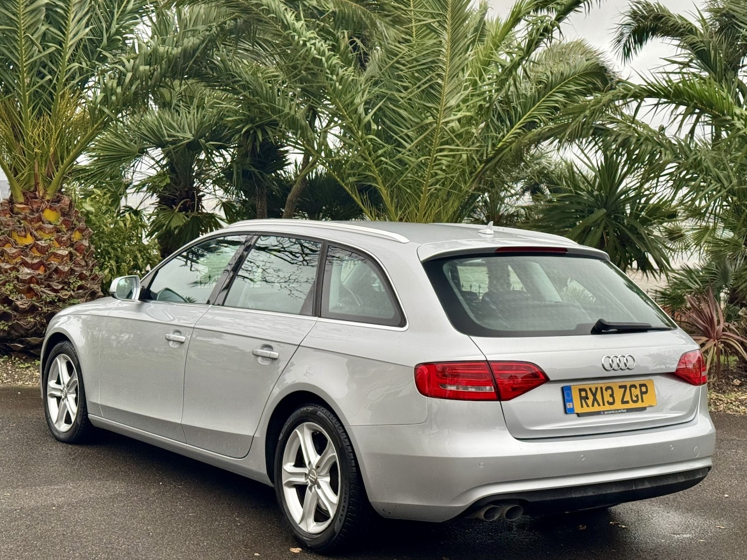Used Audi A4 Avant 2013 for sale - 76777034: Photo 5