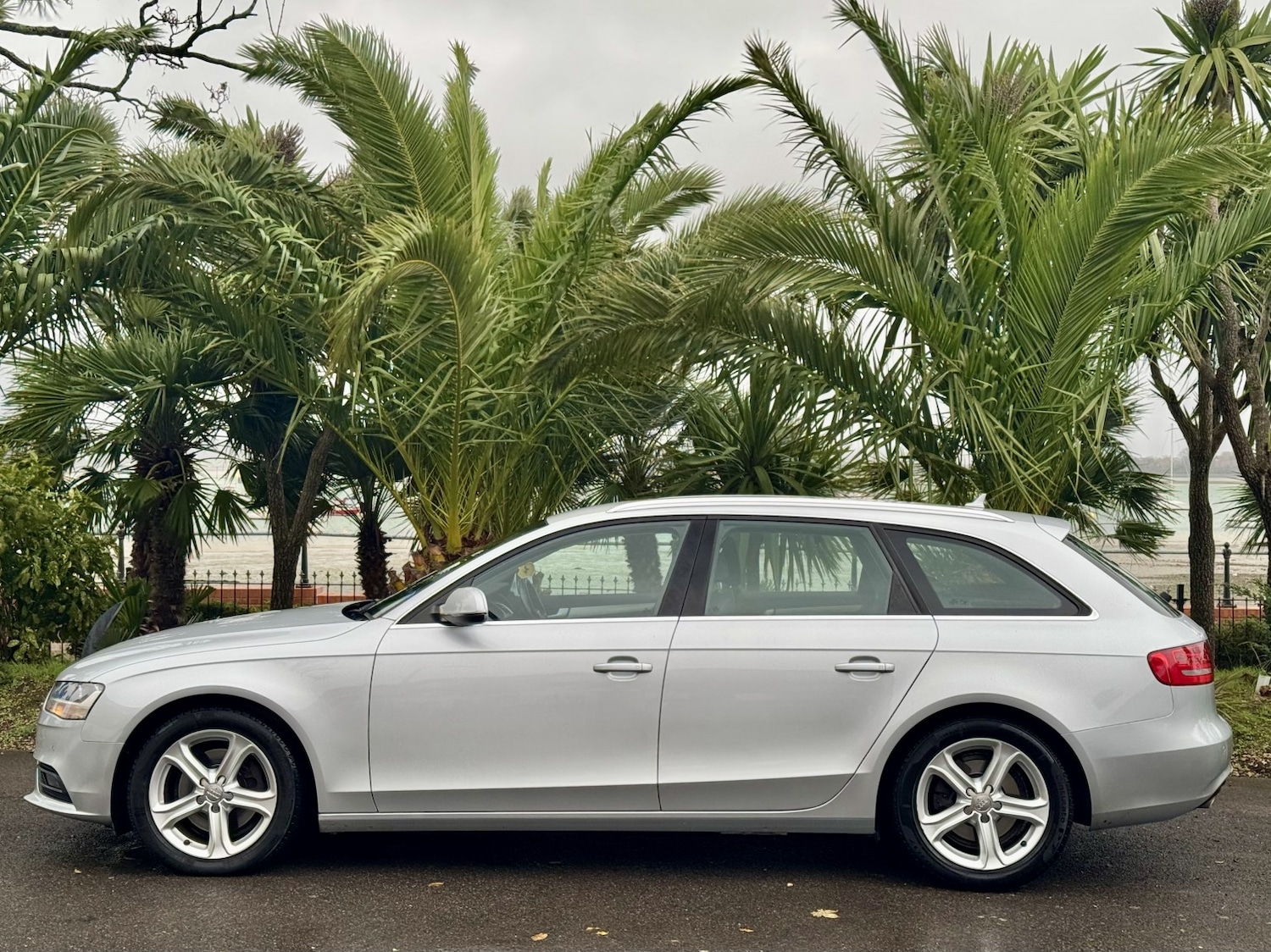 Used Audi A4 Avant 2013 for sale - 76777034: Photo 6