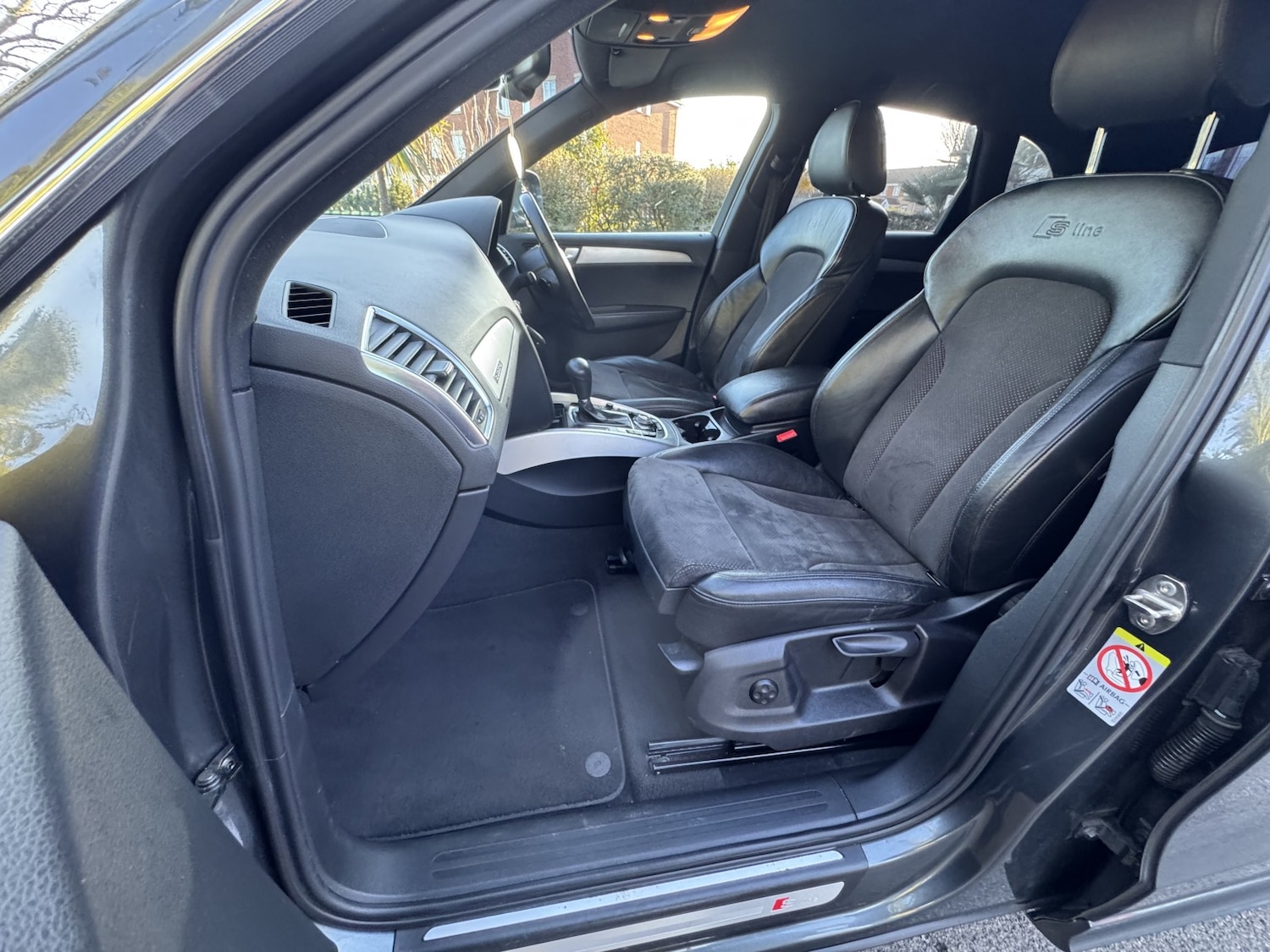 Used Audi Q5 2010 for sale - 77118508: Photo 16