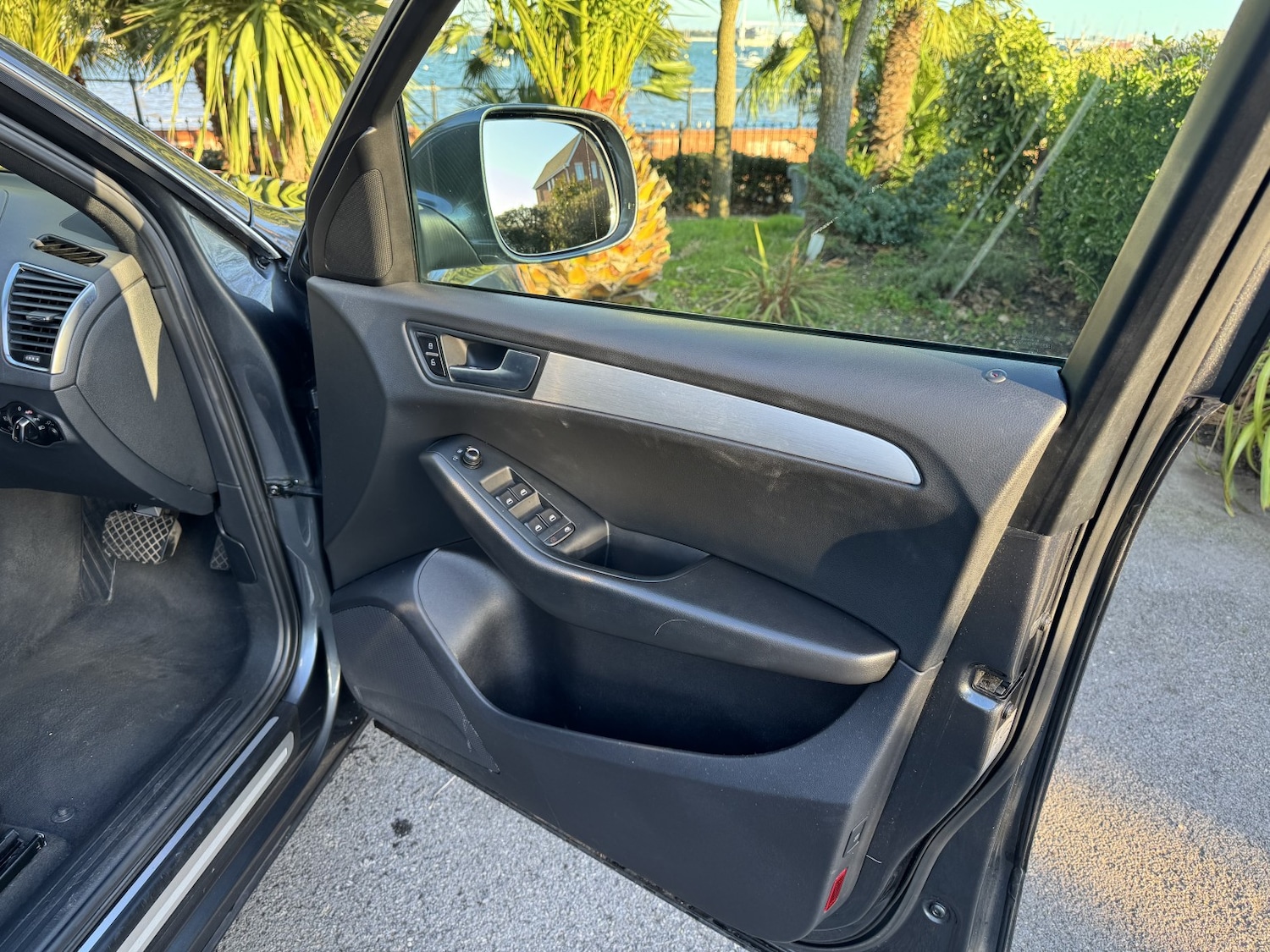 Used Audi Q5 2010 for sale - 77118508: Photo 18